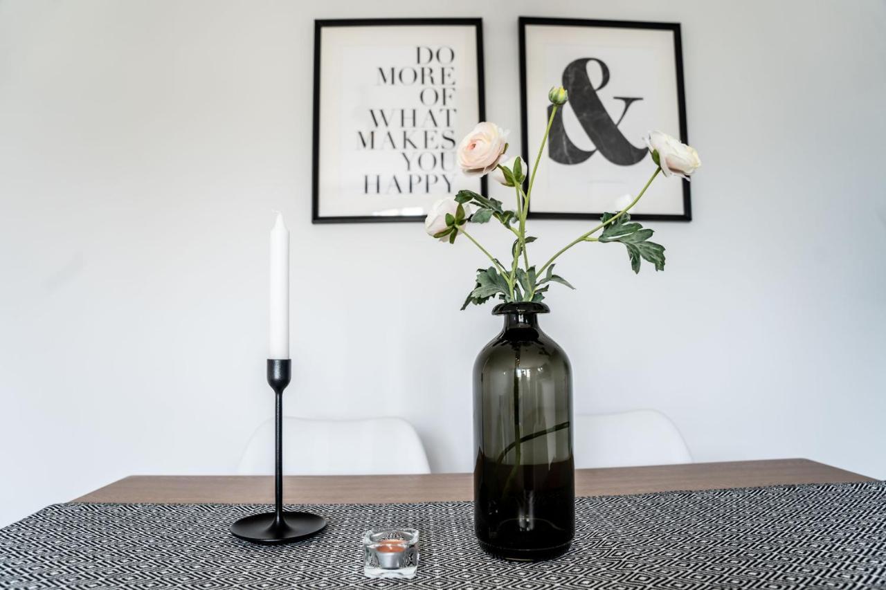 Luxurious Two Bedroom Apartment With Private Parking Перт Экстерьер фото