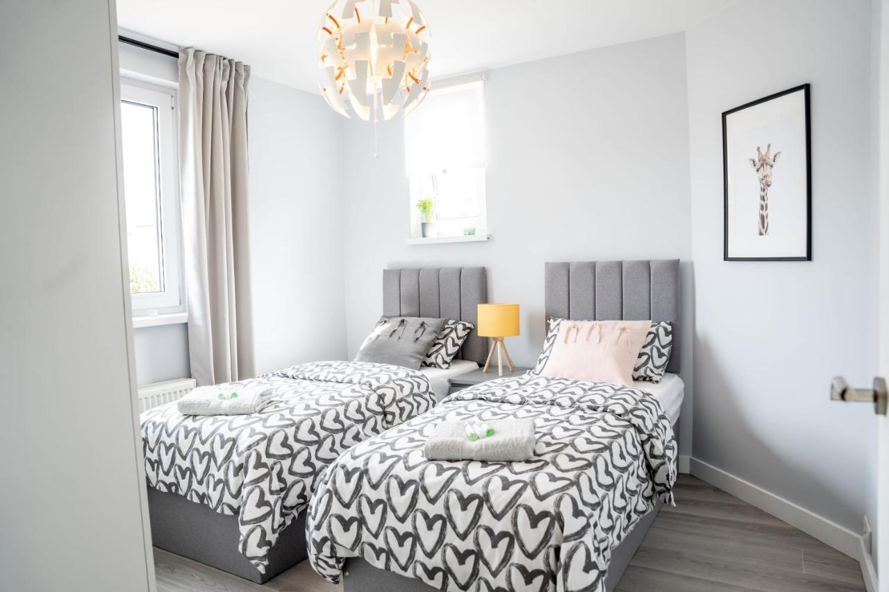 Luxurious Two Bedroom Apartment With Private Parking Перт Экстерьер фото